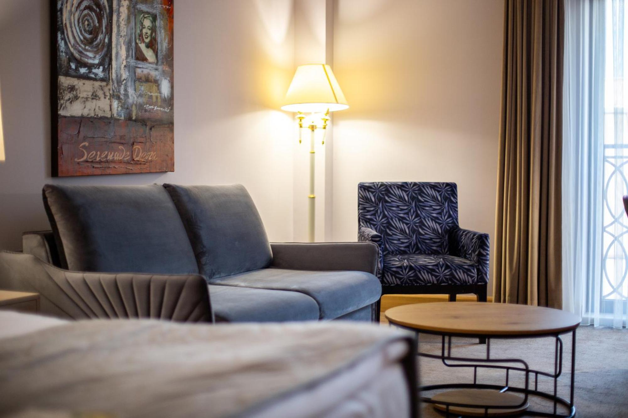A Hoteli - Hotel Park Vrnjačka Banja エクステリア 写真 A living room at the hotel