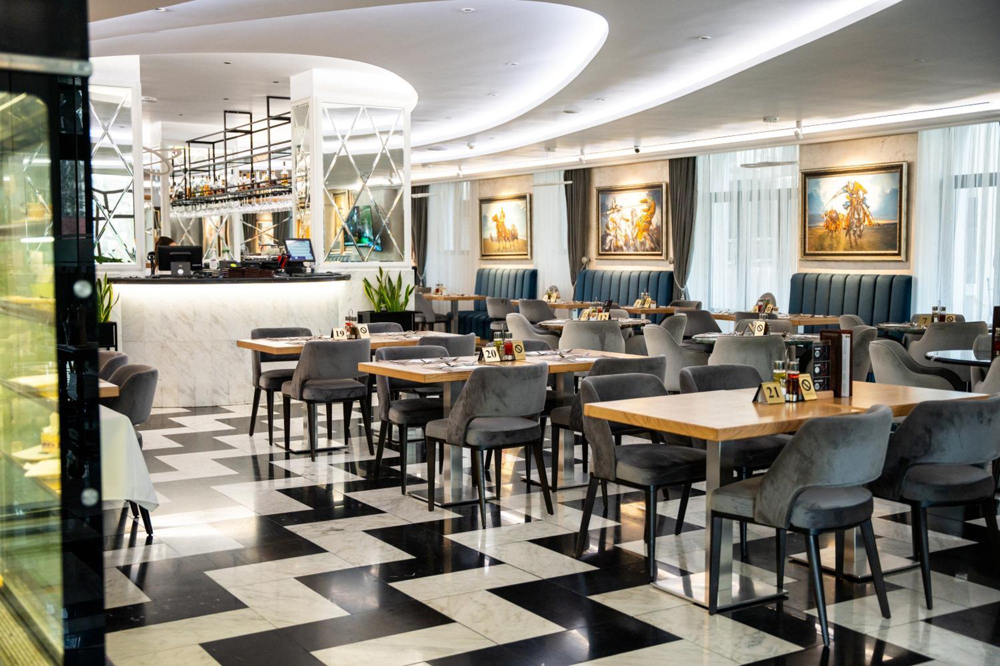 A Hoteli - Hotel Park Vrnjačka Banja エクステリア 写真 Restaurant